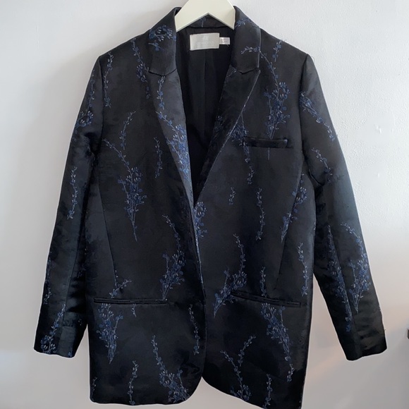 Oversized Single Breast Blazer size small - Picture 10 of 13